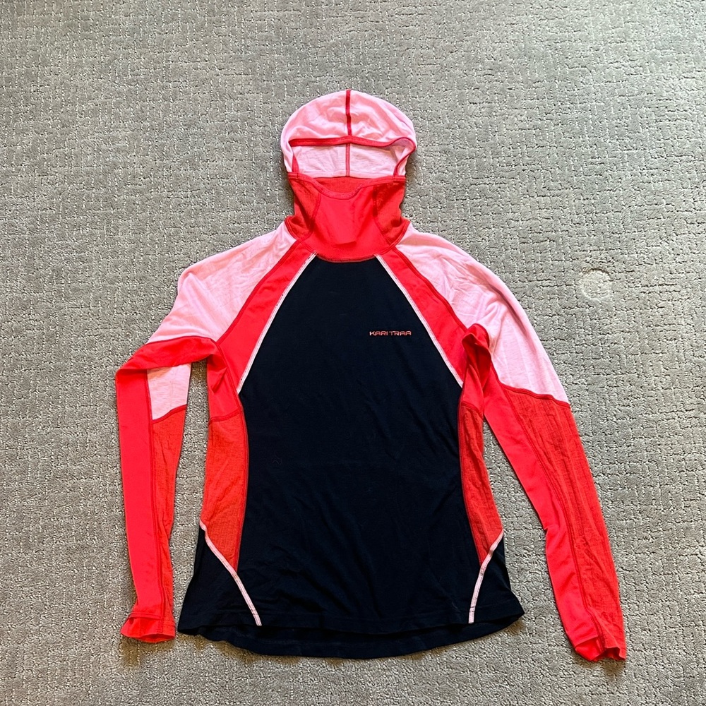 Kari Traa Hooded Light Weight Base Layer Top